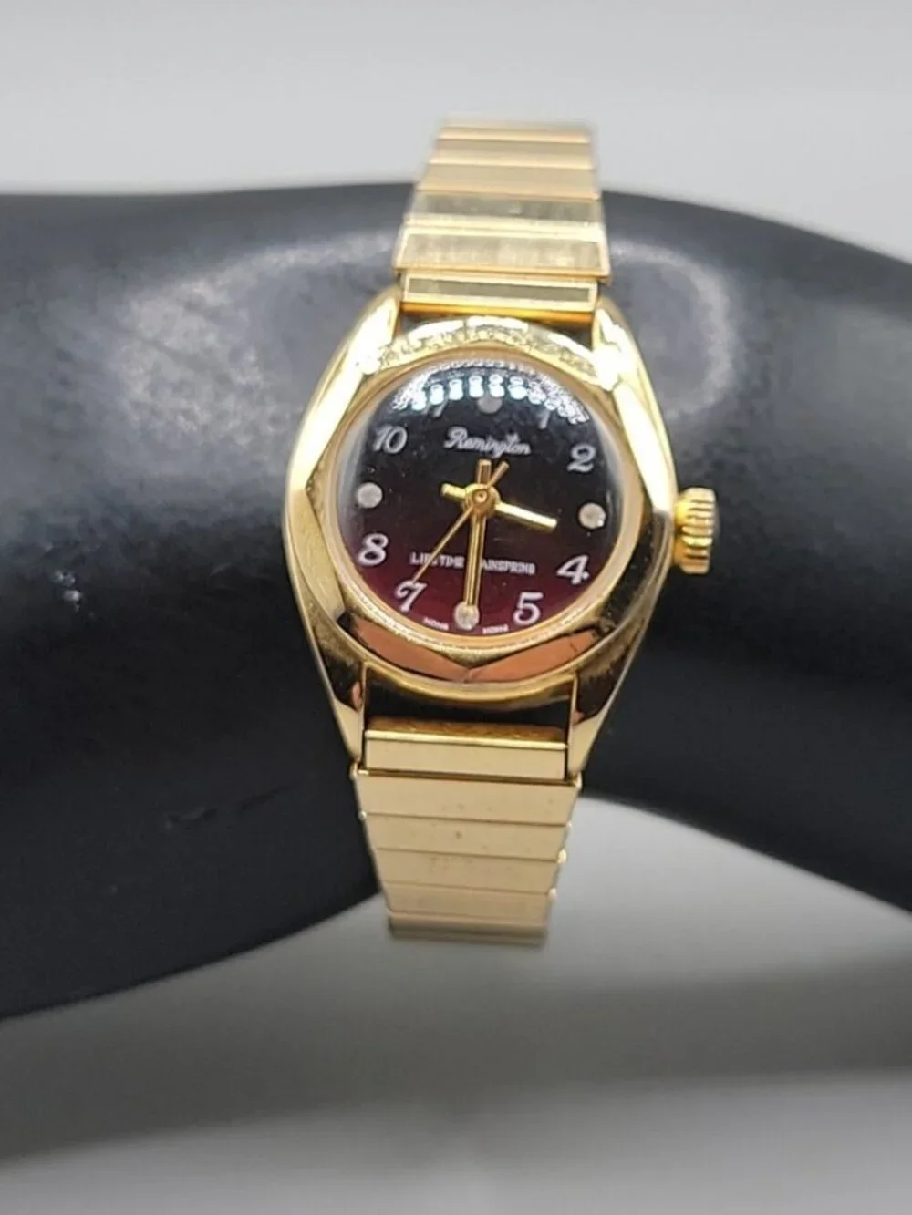 Remington Manual Wind Watch Ladies 24mm Burgundy Dial 6